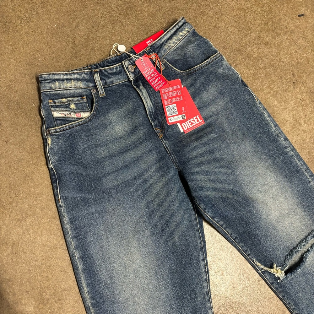 Diesel Jeans - Picture 3 of 8